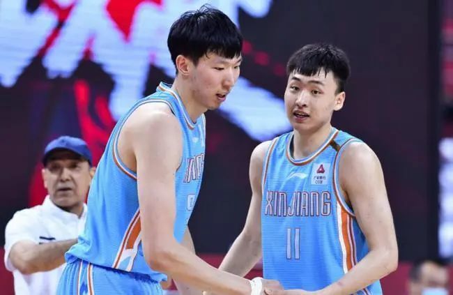 成人久久久精品乱码一区二区三区